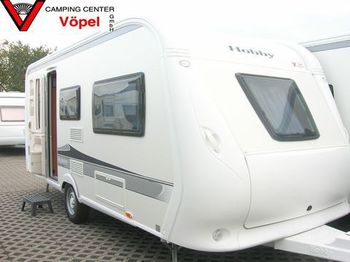 HOBBY De Luxe 490 UL
 - Campervan
