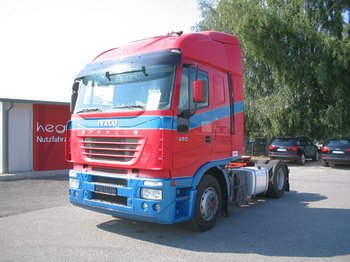 IVECO  - Tractor