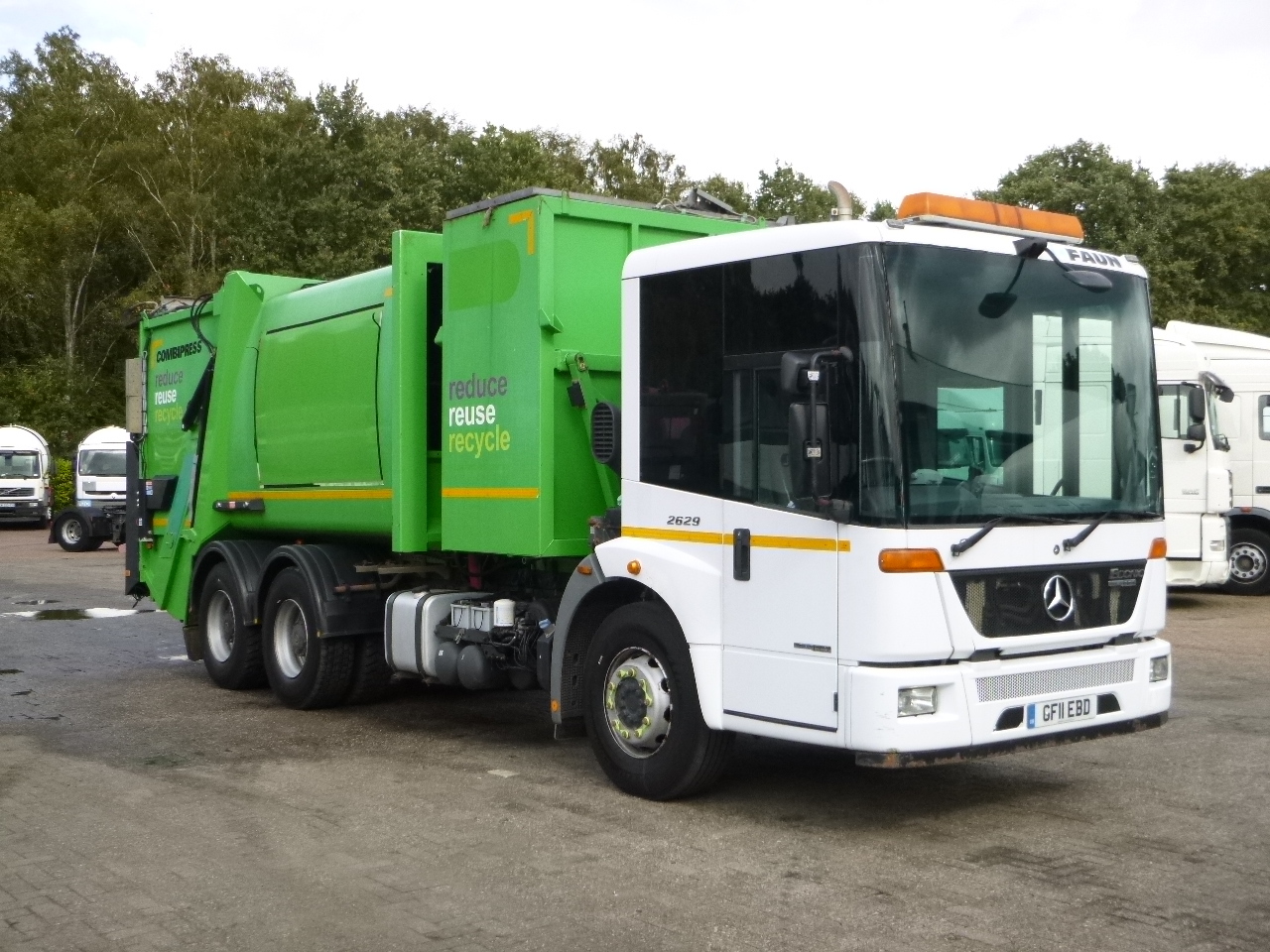 Caminhão de lixo Mercedes Econic 2629LL 6x4 RHD Faun refuse truck: foto 2